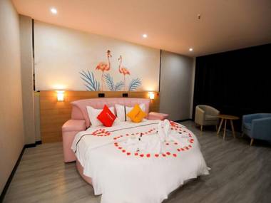 Jun Hotel Hubei Jinzhou Honghu Baoan Commerce Square