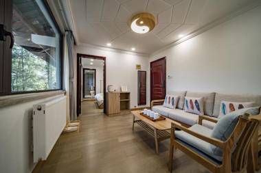 Qingchengshan Yuanming Palace