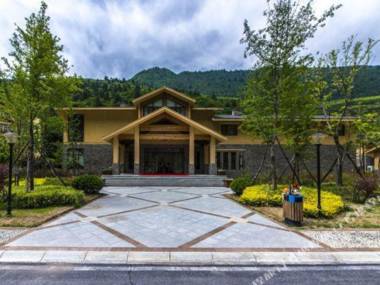 Mingya Lingxiu Villa Hotel