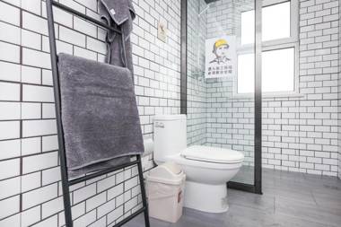 Dalian Jinzhou·Baisheng Shopping Mall· Locals Apartment 00165460