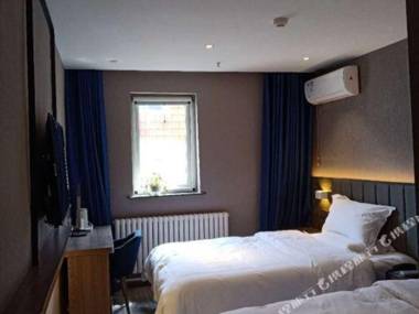 7Tian You Pin Jiu Dian (Jin Zhou Huo Che Zhan Dian )