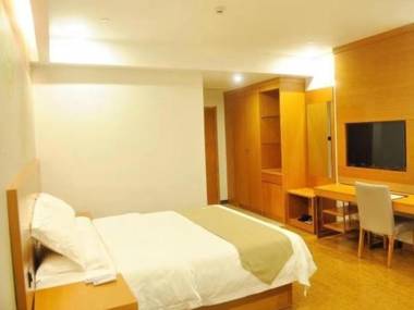 GreenTree Inn Zhenjiang Dagang New District Tonggang Road Butterfly Square