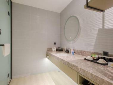 Mei Hao Guo Ji Jiu Dian (Dan Yang Shi Zhong Xin Dian )