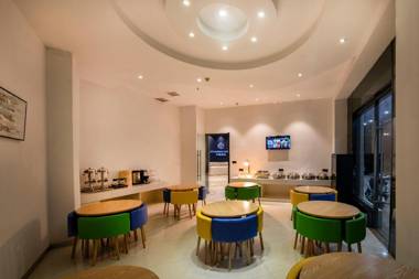 Starway Hotel Jurong Renmin Road