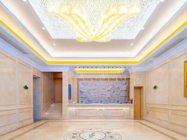 Vienna Hotel Jiangsu Jurong Maoshan Mountain Scenic area Zhaoyang Road