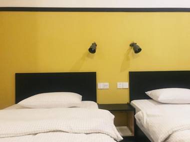 Yixian County People's Inn