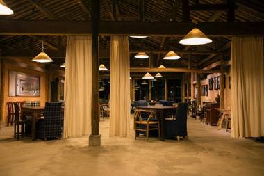 Pig's Inn Bishan Oil Factory