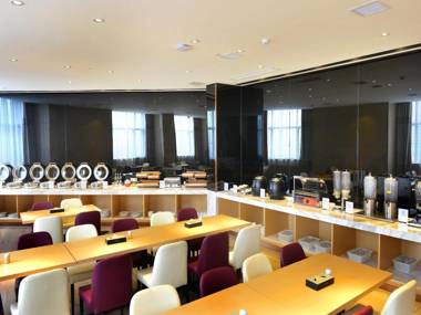 Lavande Hotel·Yichun Wanda High Speed Railway Station