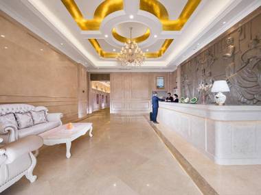 Vienna Hotel Guangxi Hezhou Fuchuan