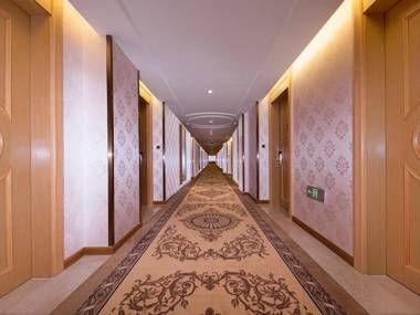 Vienna Hotel Guangxi Hezhou Fuchuan
