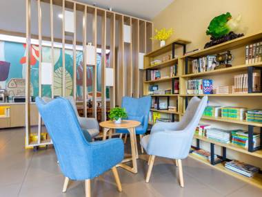 Hanting Hotel Lanzhou Dongfanghong Square Railway Bureau