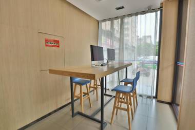 Hanting Hotel Lanzhou Changqing College