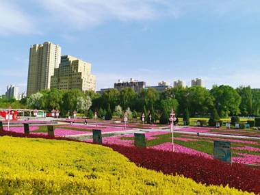 Ji Hotel Lanzhou West Railway Station North