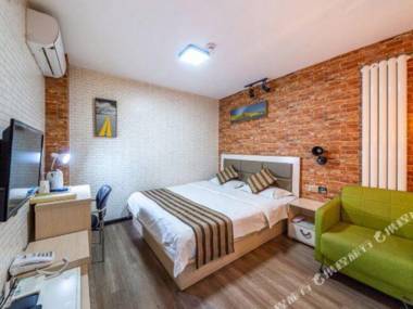 Yi SKY Business Hotel