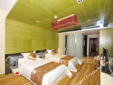 Yu Zhong Long Xin Guo Ji Grand Hotel