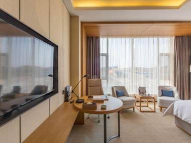 Dunhu Hot Spring Holiday Hotel
