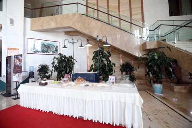 Madison Lanzhou Lanshi Zhongchuan Airport