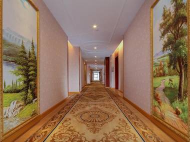 Vienna Hotel Guizhou Zunyi Xinpu Riyue Xingcheng