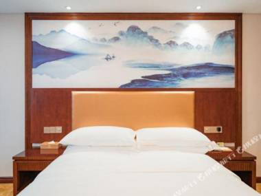Vienna Classic Hotel (Zunyi Renmin Road)