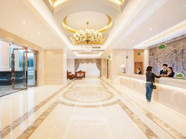 Vienna Hotel Guangdong Shaoguan Nanxiong Time Square