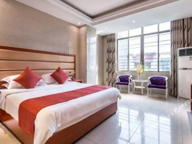 Jiahua Business Hotel (Danzhou Summer Plaza Store)