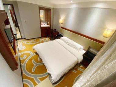 Yangchun Haiyue Bay Business Hotel