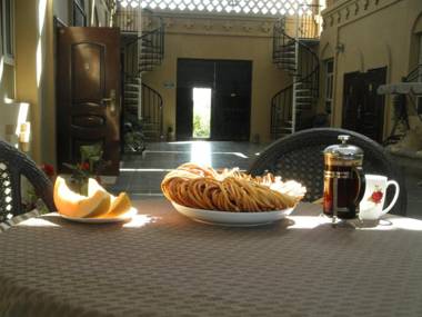 Turpan Silk Road Lodges - The Vines