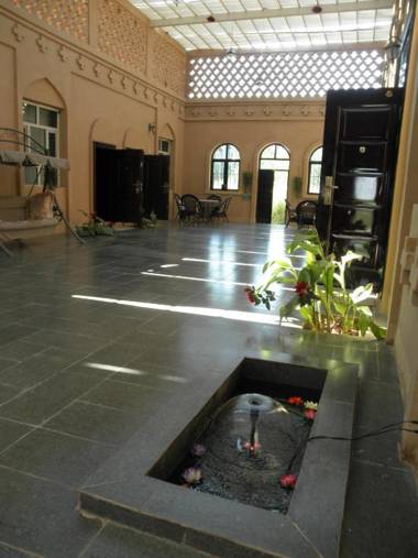 Turpan Silk Road Lodges - The Vines