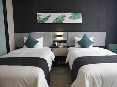 UP and IN Hotel Shanxi Xianyanggan County Wanlian Jiaju