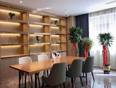 Starway Hotel Sanyuan Bus Station