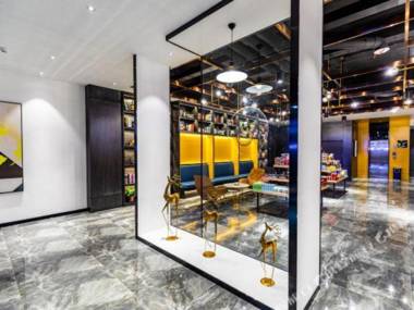 Hotel Y (Tongchuan Municipal Government Store)