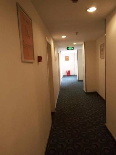 7Days Inn Zhuzhou Train Station Gongxiao Buildind Branch