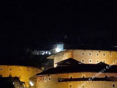 Tulou Viewing Platform Inn