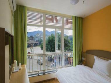 7 Days Inn Ya An Lang Qiao Walk Street Centre Branch