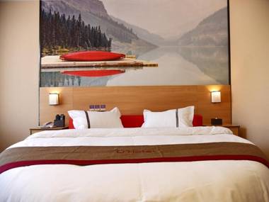 Thank Inn Chain Hotel Guizhou Tongren Bijiang District High-speed Railway Station Qingshui Avenue Store
