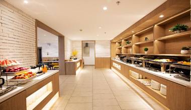 Hanting Premium Hotel Xinyang Railway Station