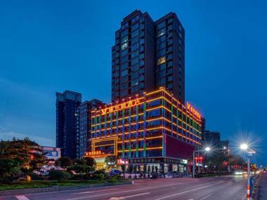 Vienna Hotel Henan Luoshan Lingshan Avenue