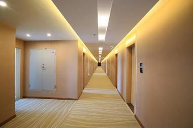 Urban Garden Hotel Linyi South Wofo Temple South Gate