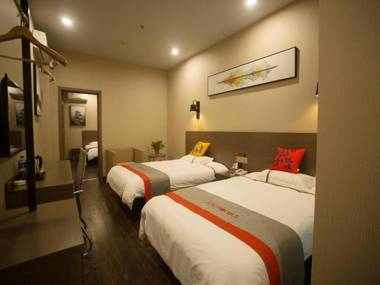 Jun Hotel Hebei Baoding Gaobei Baigou Xincheng Wuyi Road Passion Cultural Square