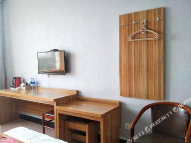 Tule Tourist Hotel