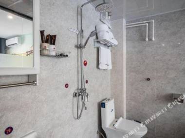 Junyi Hotel Chain (Baoding Han Tomb Shop)