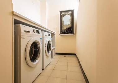 City Comfort Inn Qinzhou Baihaitun Square