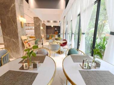 Magnotel Qinzhouwan Square