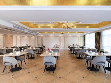 Vienna Hotel Guangxi Lingshan Diwang International