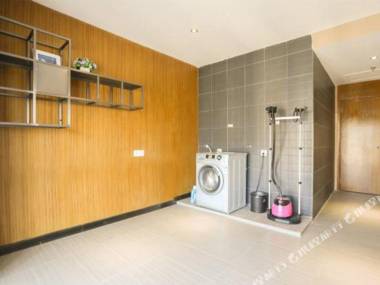 Yeste Hotel (Qinzhou Niannianfeng Plaza)