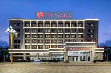 Ramada by Wyndham Mengzi Suites