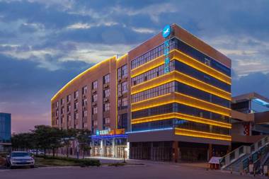 Hanting Hotel Honghe Dongmeng International Expo City