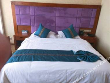 Yuteng Business Hotel