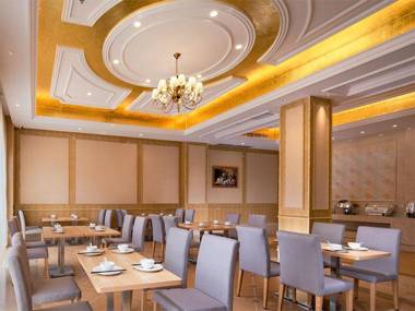 Vienna Hotel Guangdong Meizhou Wuhua Anliu