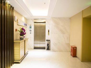 City Comfort Inn Huanggang Baota Avenue